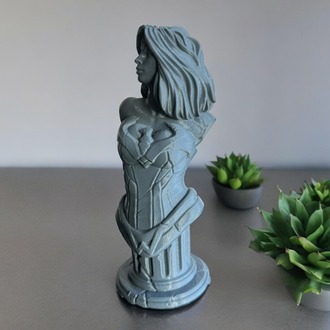 Wonder Woman Büst