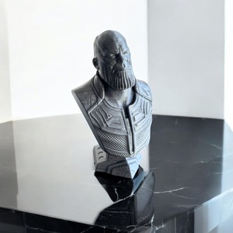 Thanos Büst Gri