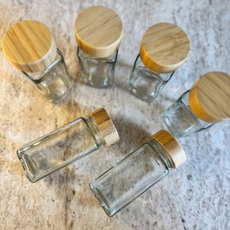12 Adet Bambu Kapaklı Kare Baharatlık Seti 