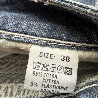 Düşük Bel Dikiş Detaylı Denim Şort
