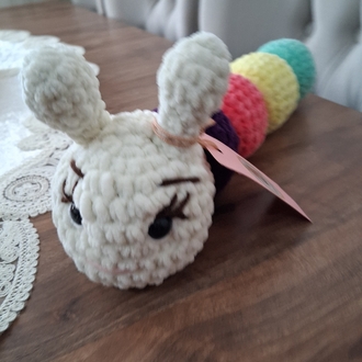 Sevimli küçük bir tırtıl amigurumi | Kız çocukları için oyuncak