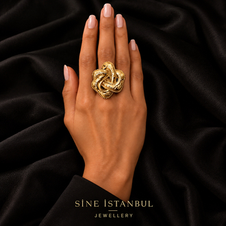 La Diva – Eternal Knot