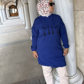 Kuş gözü püsküllü kapşonlu tunik 