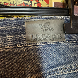 La Carte Yüksek Bel Metal Düğmeli Y2K Tarz Mavi Jean