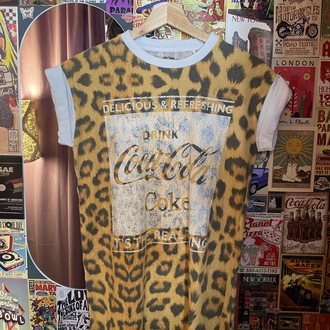 Orijinal Lisanslı Coca-Cola Leopar Desenli Vintage Tişört / Y2K