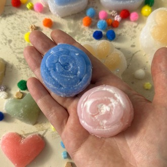 Büyük Boy Mavi Pofuduk Squishy
