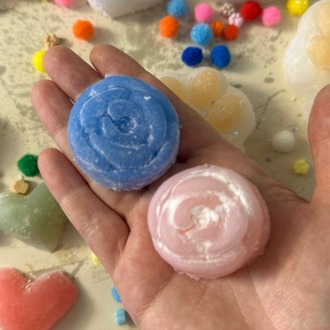Büyük Boy Yeşil Pofuduk Squishy