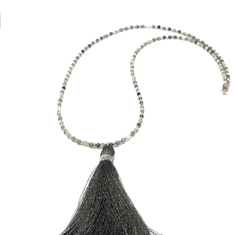 Tassel Kolye