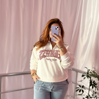 Yakası fermuarlı yazılı sweat