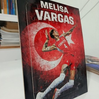 Melisa Vargas Puzzle Yapboz