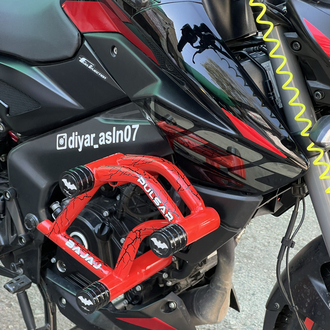 BAJAJ PULSAR NS200 6lı koruma demirimiz