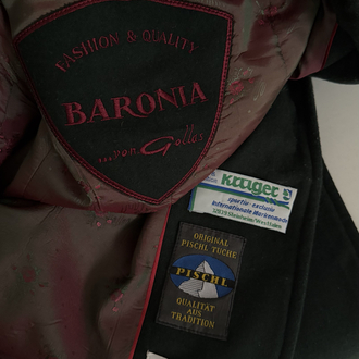 Baronia von Gollas Austria Saf Yün Dokuöa Maxi Kaşe Kaban