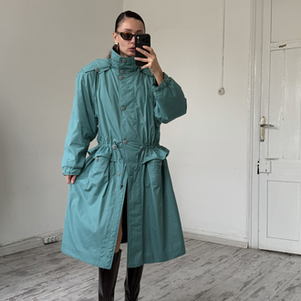 Alman Yaka ve Kapüşon Detaylı Tasarım Ürünü Maxi Trenchcoat