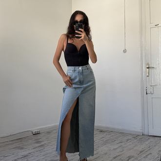 Yırtmaç Detaylı Sıfır Ürün Maxi Boy Denim Etek