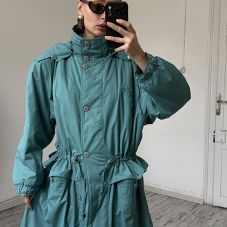 Alman Yaka ve Kapüşon Detaylı Tasarım Ürünü Maxi Trenchcoat
