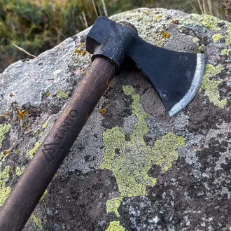 Tomahawk Kamp Baltası