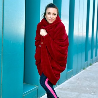 Oversize Bordo Giyilebilir Tv Battaniyesi ( Ön Sipariş )