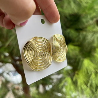 Gold spiral yuvarlak küpe 