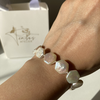 Hexagon Exlusive Pearl Bracelet
