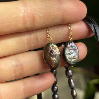 Ribbon Black Pearl Necklace