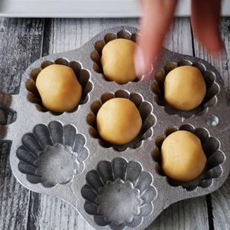 Ocak Üstü 7 Gözlü Döküm Tartolet Kalıbı
