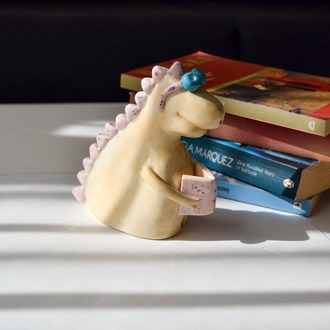 Kitap Kurdu Dragon Figür (Pembe)
