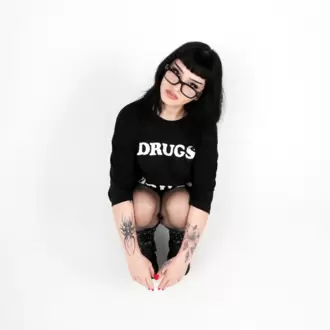 DRUGS DRESS
