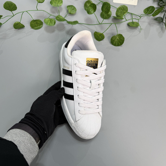 Adidas süperstar beyaz siyah 
