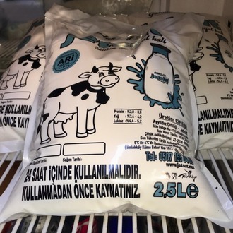 Günlük Taze İnek Sütü 2,5 Lt - Çiftlikten Doğal (Edirne)