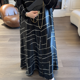 Noir Linea abaya