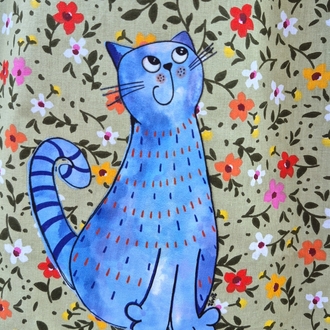 Mavi Kedi Çiçeklerde