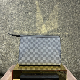 LOUIS VUITTON İTHAL CLUTCH
