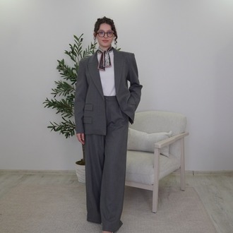 VAKAR FULAR HEDİYELİ BLAZER TAKIM