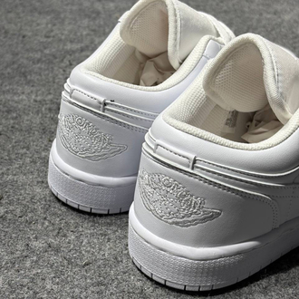 NIKE AIR JORDAN 1 LOW WHİTE