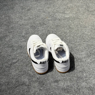 NIKE DUNK LOW WHITE GUME