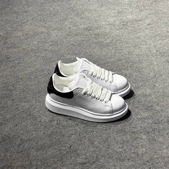 Alexander Mcqueen Taşlı