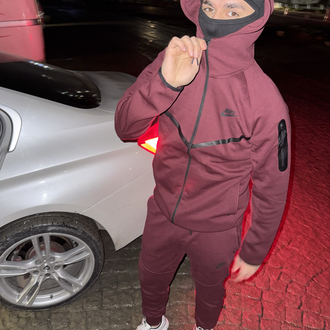 NİKE TECH FLEECE premium bordo