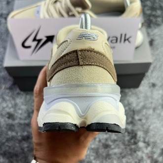 New Balance 9060 Bej