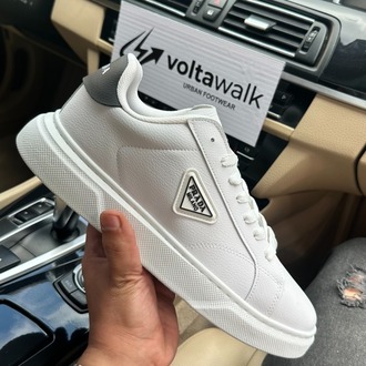 Prada Milano Beyaz Siyah detayli