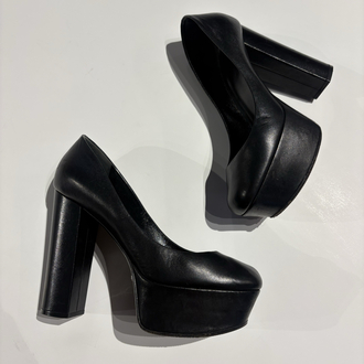 Gucci heels