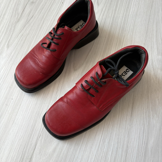 Vintage leather beta shoes