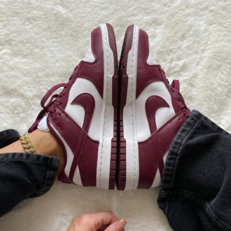 Nike Dunk Low Bordeaux