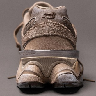 New Balance 9060 “ Mushroom V2 “