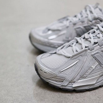 New Balance 1906A Concrete Silver Metallic