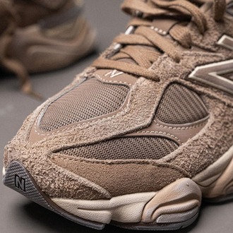 New Balance 9060 “ Mushroom V2 “