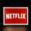 Netflix ışıklı tabela