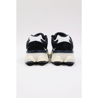 New Balance 9060 “Black White”