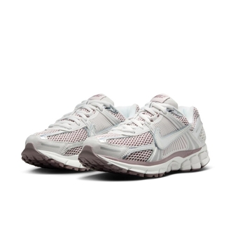 Nike Zoom Vomero 5 'Chrome Platinum Violet'