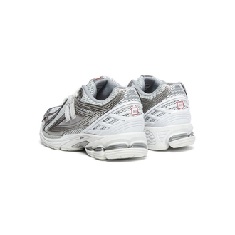 New Balance 1906R Silver