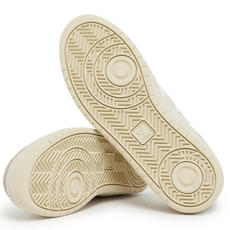 Veja Extra White Sahara Emeraude